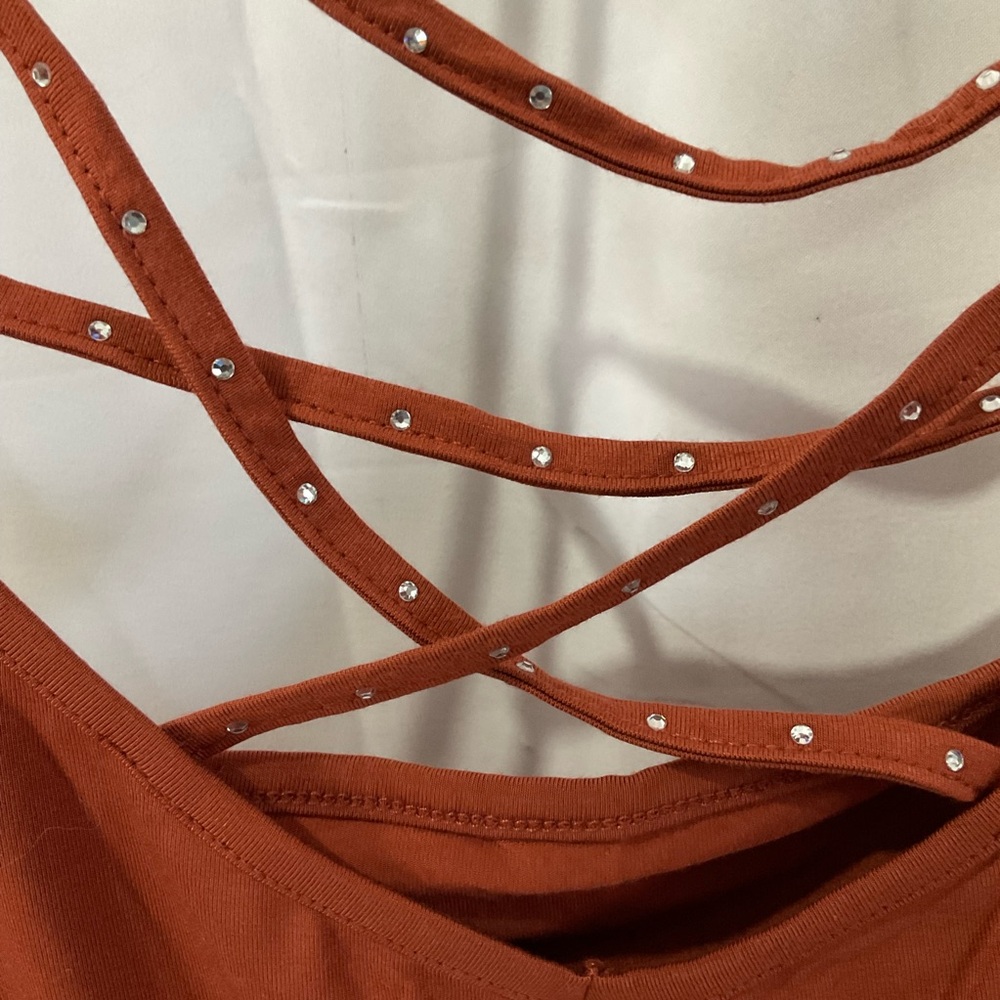 Women’s Strappy Rhinestone V-Neck Rust Spaghetti Strap Tank Top XL NWOT - Picture 5 of 9